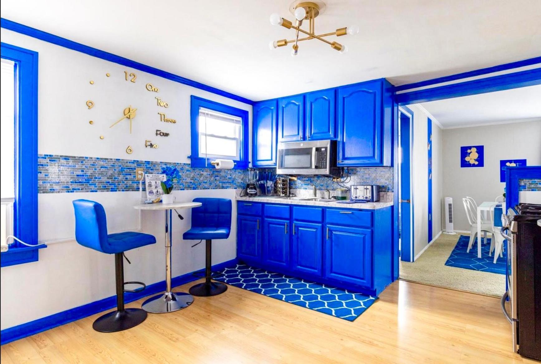 The Sapphire Haven - Your Old Brooklyn Oasis Awaits Families, Couples, Business Travelers Near Downtown With Parking, 300 Mb Wifi & Self Check-In Cleveland Exterior foto