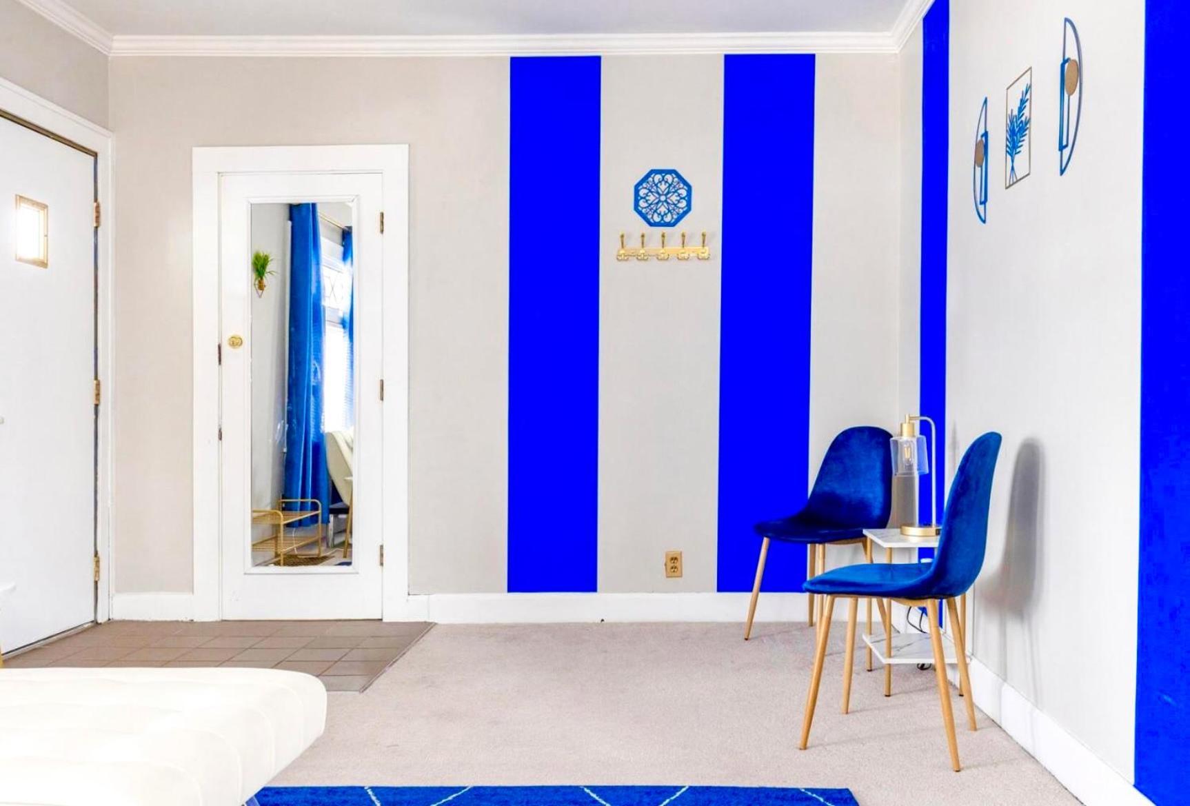 The Sapphire Haven - Your Old Brooklyn Oasis Awaits Families, Couples, Business Travelers Near Downtown With Parking, 300 Mb Wifi & Self Check-In Cleveland Exterior foto